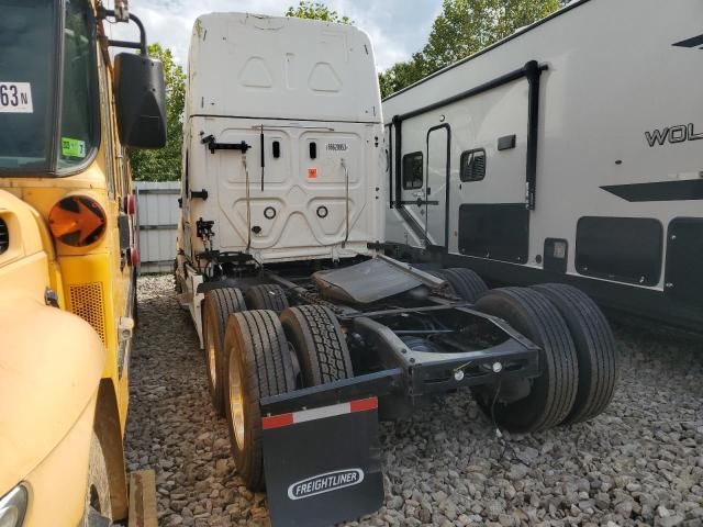 2023 Freightliner Cascadia 126