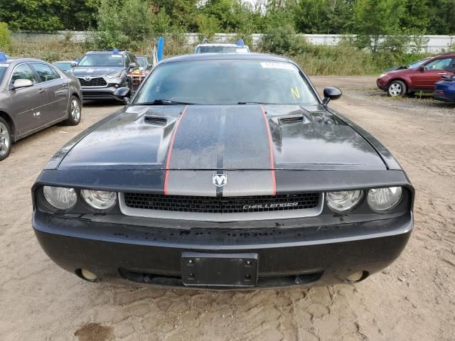 2010 Dodge Challenger SE