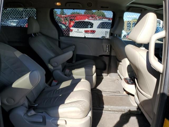 2012 Toyota Sienna XLE