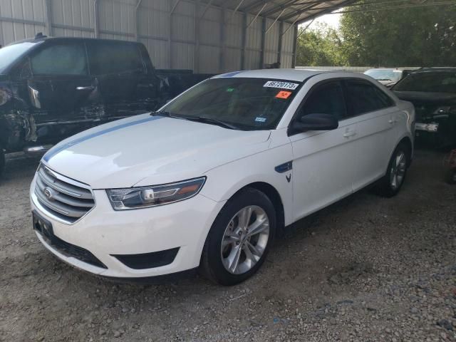 2017 Ford Taurus SE