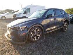 Mazda Vehiculos salvage en venta: 2022 Mazda CX-5 Premium