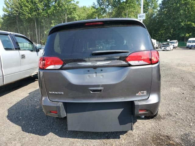 2021 Chrysler Voyager LXI