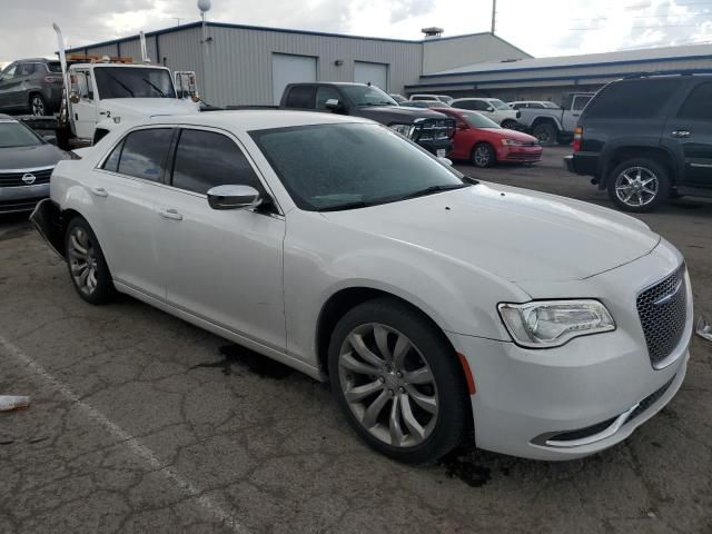 2020 Chrysler 300 Touring