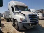 2020 Freightliner Cascadia 126