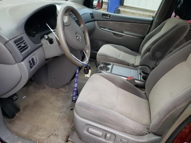 2008 Toyota Sienna CE