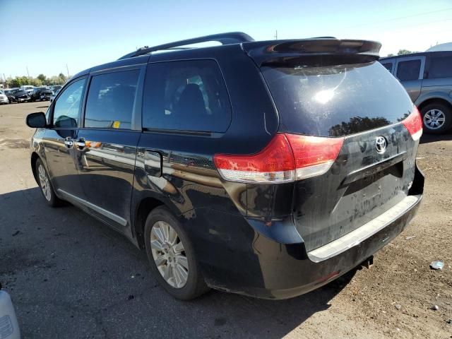 2012 Toyota Sienna XLE