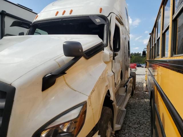 2023 Freightliner Cascadia 126