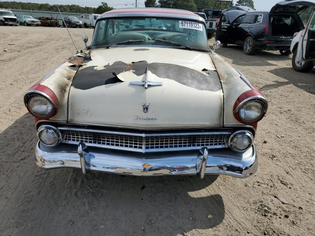 1955 Ford Crown Victoria