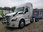 2021 Freightliner Cascadia 126