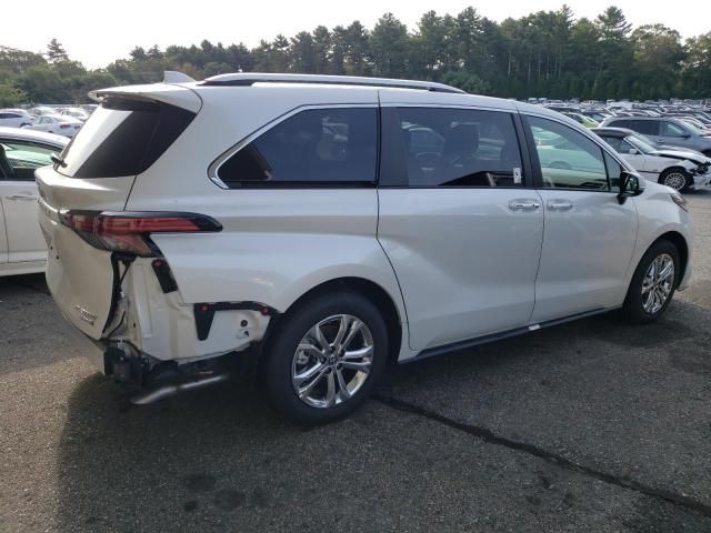 2023 Toyota Sienna Limited