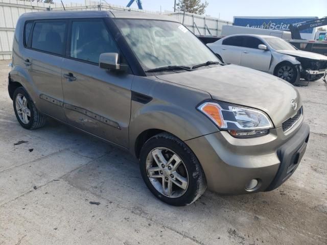 2011 KIA Soul +