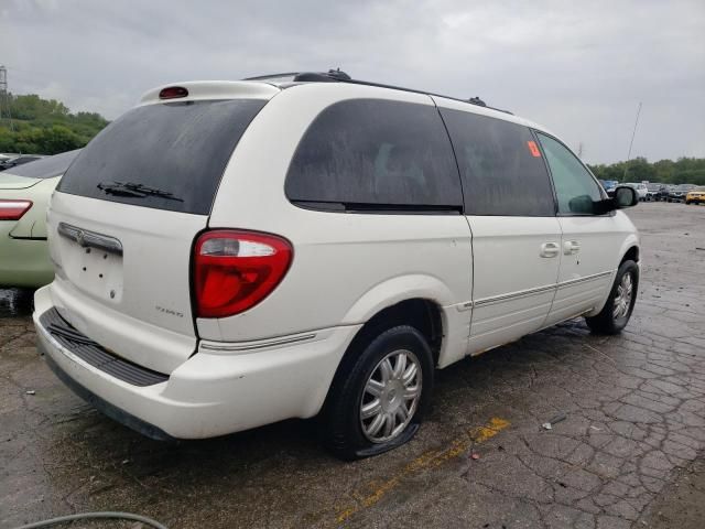 2005 Chrysler Town & Country Touring