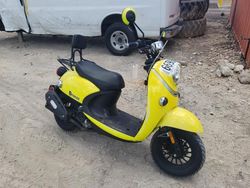 Salvage cars for sale from Copart Kapolei, HI: 2022 Yongfu Moped