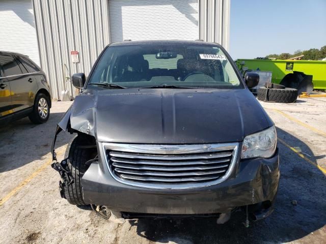 2012 Chrysler Town & Country Touring