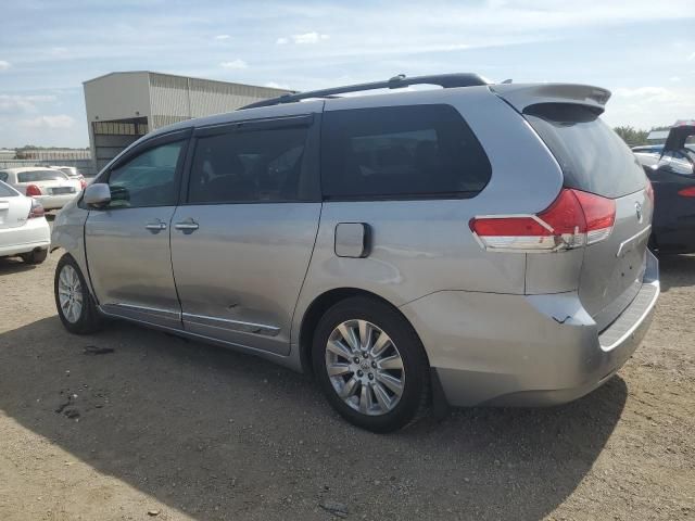 2012 Toyota Sienna XLE