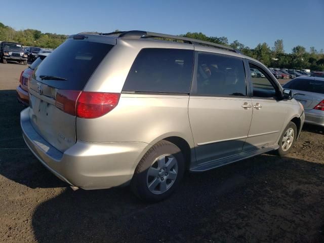 2005 Toyota Sienna CE