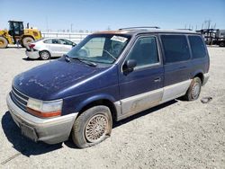 1993 Plymouth Voyager LE en venta en Adelanto, CA