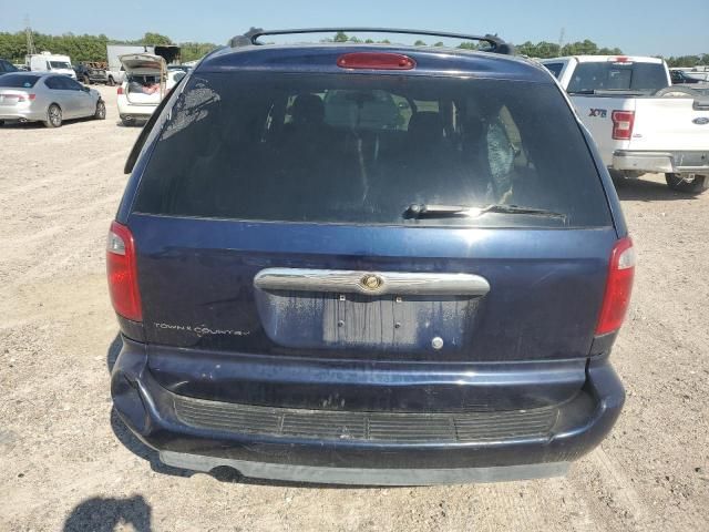 2005 Chrysler Town & Country Touring