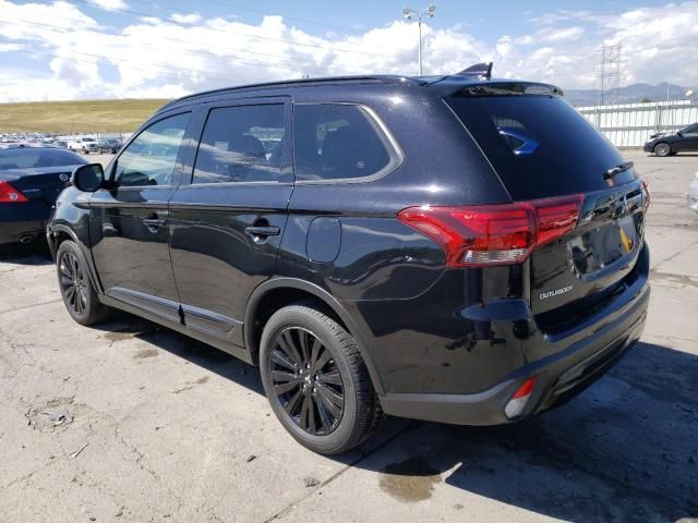 2020 Mitsubishi Outlander SE