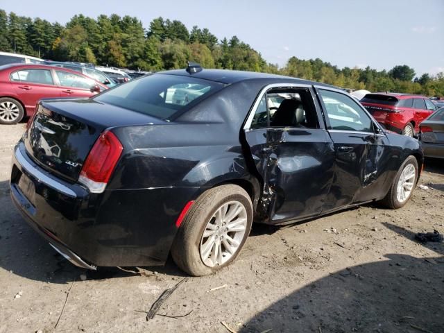 2019 Chrysler 300 Touring