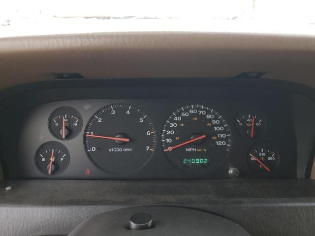 2000 Jeep Grand Cherokee Laredo