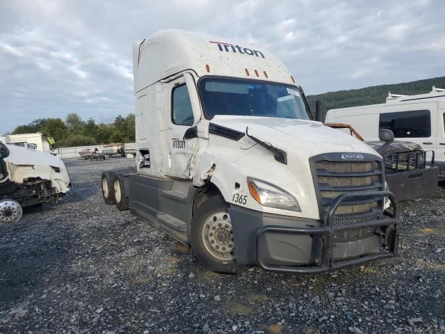 2023 Freightliner Cascadia 126