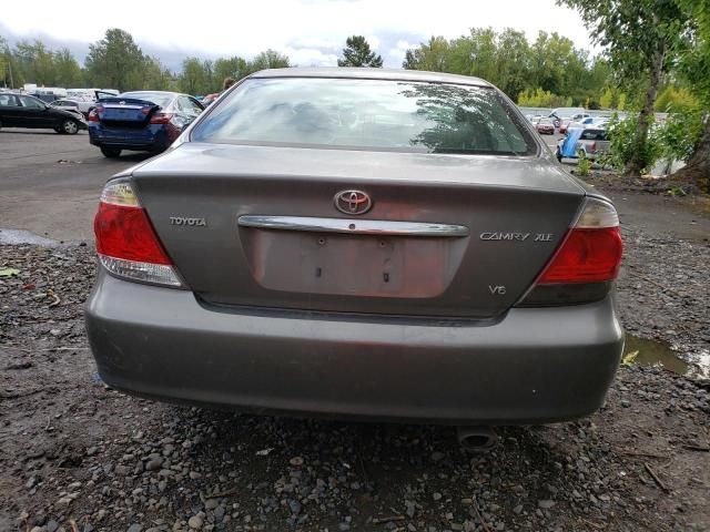 2005 Toyota Camry LE