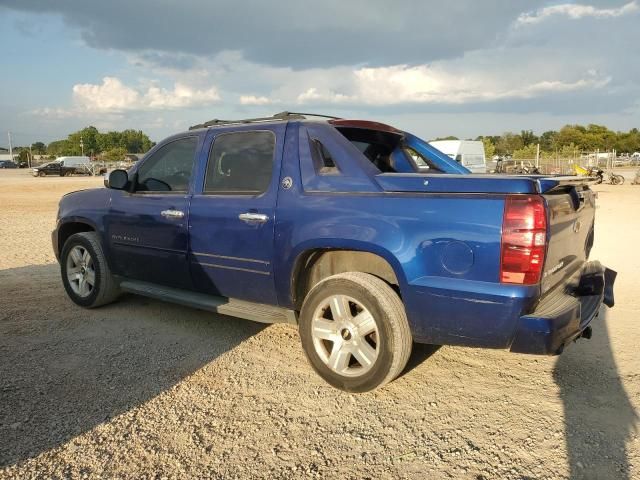 2013 Chevrolet Avalanche LT