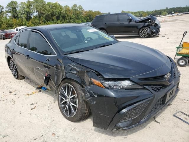 2021 Toyota Camry SE