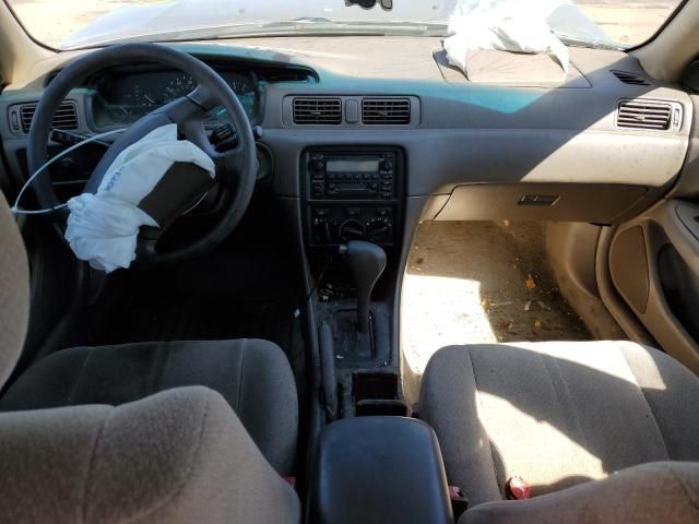 2001 Toyota Camry CE