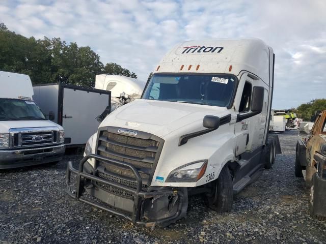 2023 Freightliner Cascadia 126