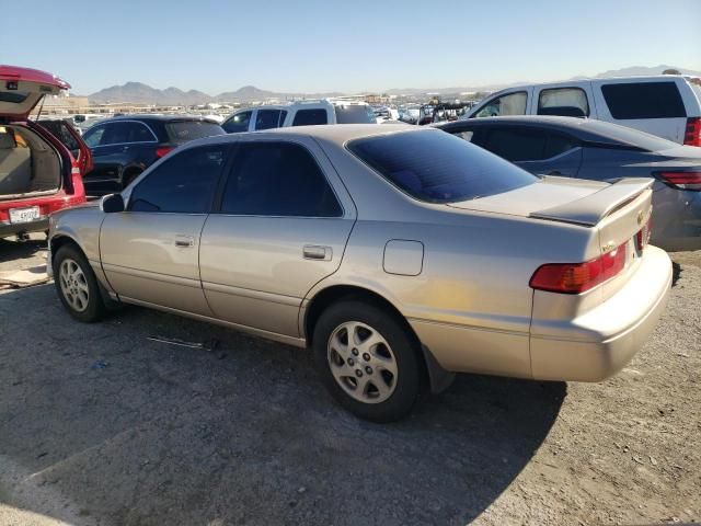 2000 Toyota Camry LE