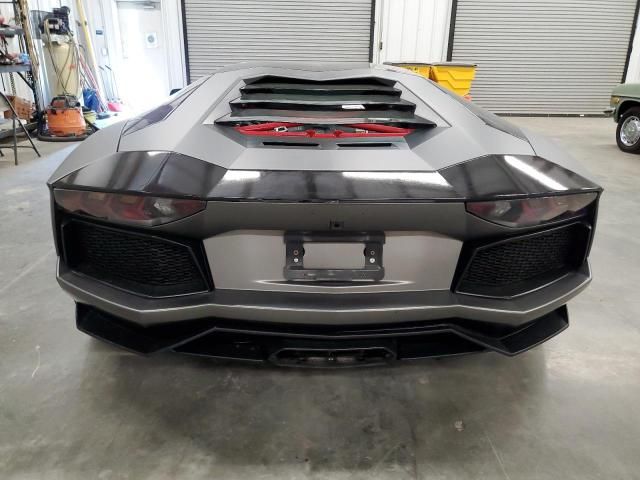 2014 Lamborghini Aventador