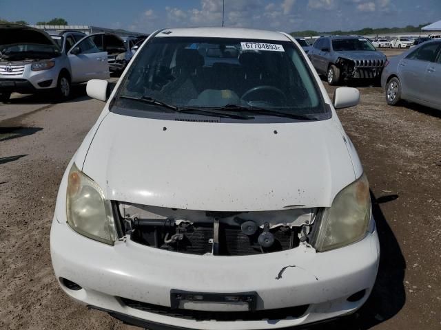 2005 Scion XA