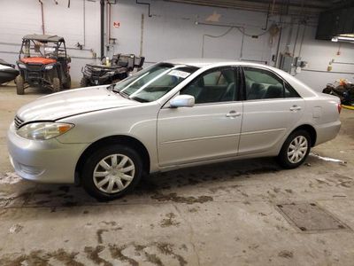 Salvage cars for sale from Copart Wheeling, IL: 2005 Toyota Camry LE