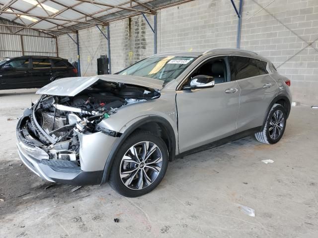 2017 Infiniti QX30 Base