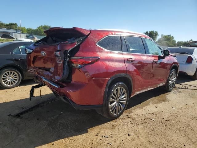 2021 Toyota Highlander Hybrid Platinum