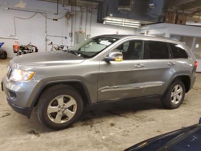 Salvage cars for sale from Copart Wheeling, IL: 2013 Jeep Grand Cherokee Limited