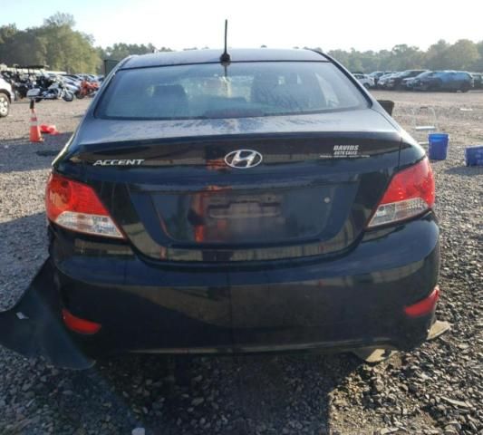 2012 Hyundai Accent GLS