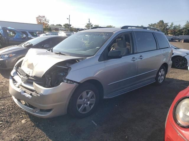 2005 Toyota Sienna CE