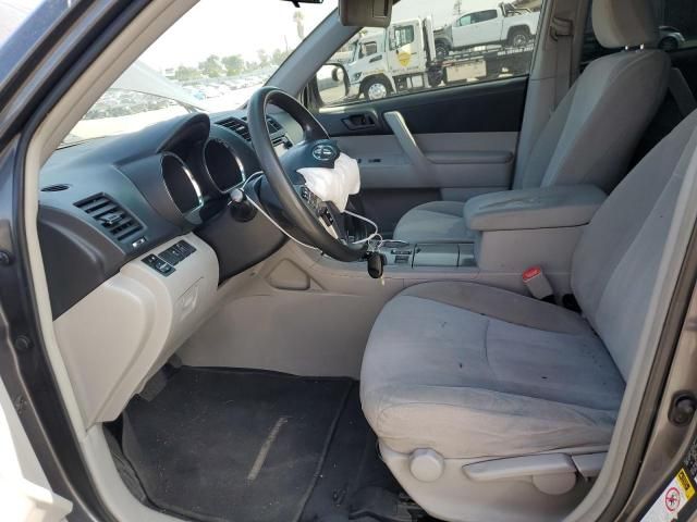 2013 Toyota Highlander Base