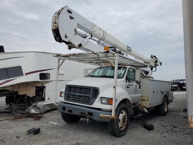 2002 Ford F750 Super Duty