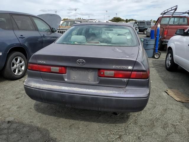 1999 Toyota Camry LE