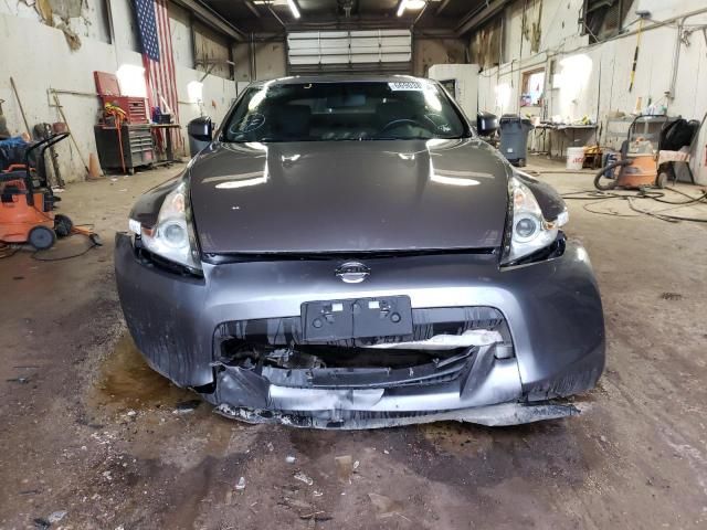 2011 Nissan 370Z Base