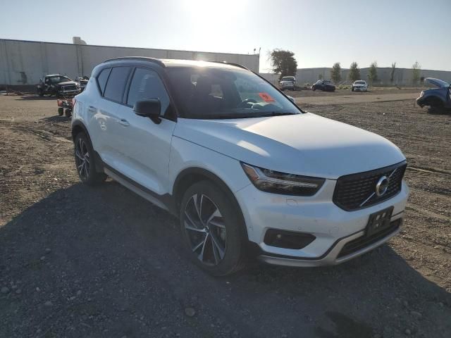 2020 Volvo XC40 T5 R-Design