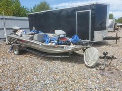 Lots with Bids for sale at auction: 1997 Basstracker BOAT&TRAIL