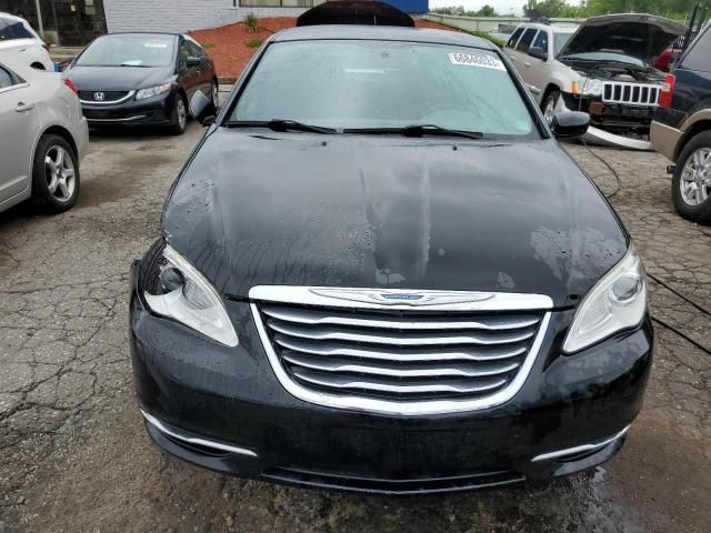 2012 Chrysler 200 Touring