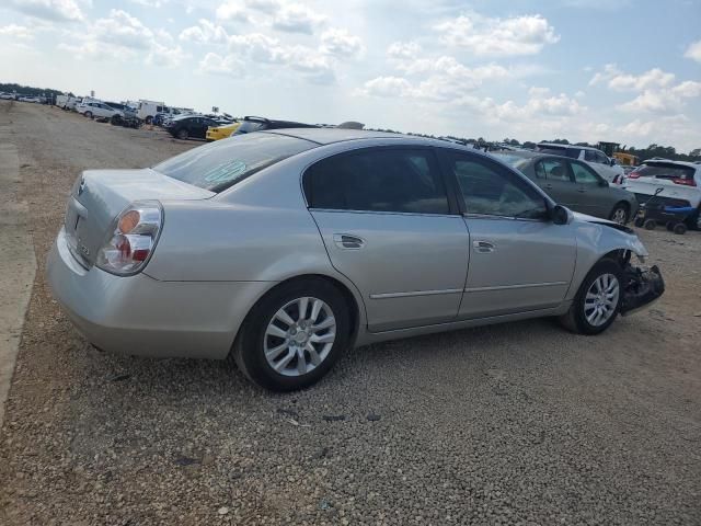 2003 Nissan Altima Base