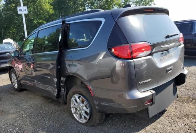 2021 Chrysler Voyager LXI