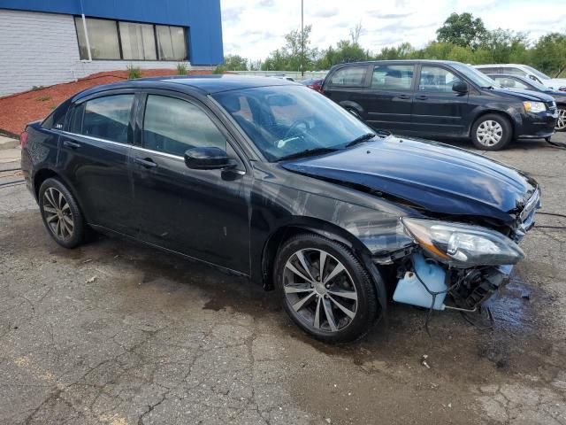 2014 Chrysler 200 Limited